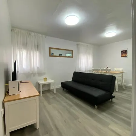 Piso Junto Al Hospital Macarena Apartment Seville Exterior photo